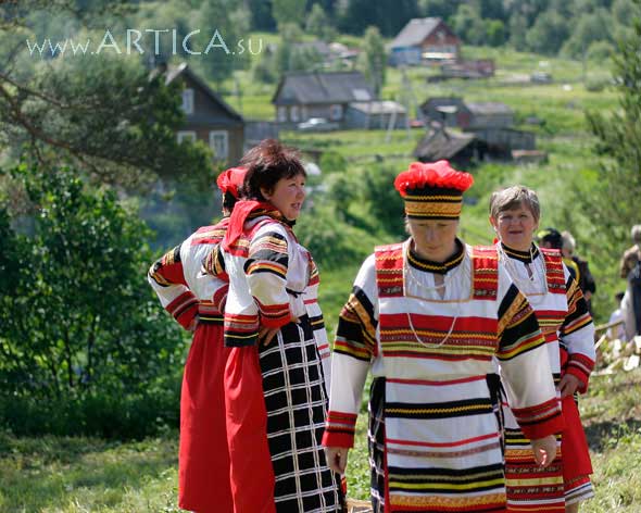Фино-угорские племена. Народные костюмы